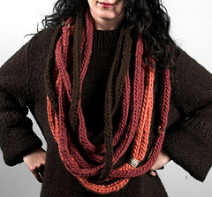 Access_garganeynecklace1_small