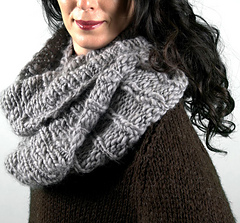 Sweaters_raglansweatshirt3_small