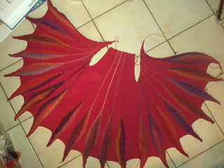 Springplumage_ufo_-_ausschnitte_arm_und_hals_14__small2