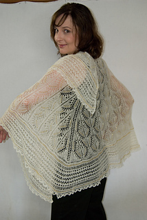 Angelwing_shawl_small2