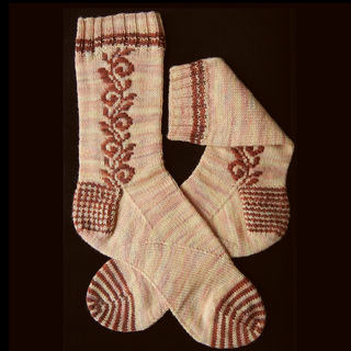 Forravelry_two_socks_small2