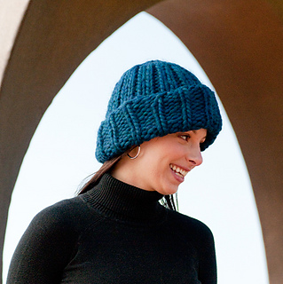 Magnumhat_blue_small2