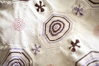Hopscotchafghan_04_small2