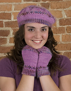 Vilya-beret-mittens-steph_small2