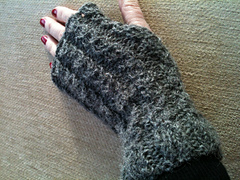 joannesweb Eyelet Ribbing pattern Gloves hat pattern Cable Fingerless beanie : Mock by Balp  Joanne joannesweb Eyelet Ribbing pattern Gloves hat pattern Cable Fingerless beanie : Mock by Balp  Joanne