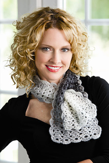 Video-mystic-fog-scarf_small2