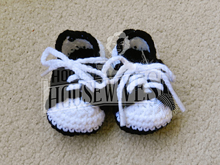 The_lovely_crow_-_little_sports_saddles_002b_small2