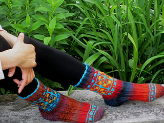 Fairground_socks_detail_1--re-sized_small2