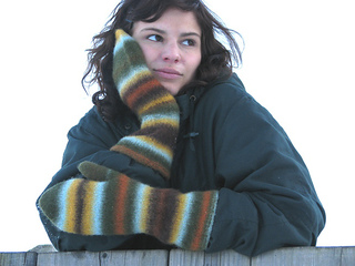 Zitron_loft_gauntlet_mittens--re-sized_small2