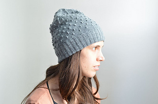 Grey_diode_hat_hand_knit_1s_small2