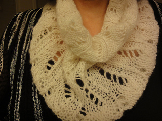 A189-hunt-valley-cashmere-neck-muff-50_small2