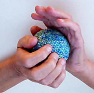 H18inhandsrolling_small2