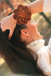 Flower_bracelet_small2