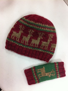 Xmas_hat___mittens_small2