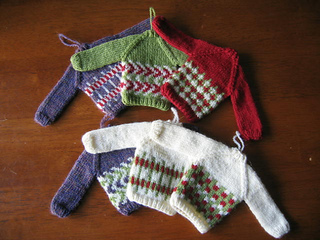Fair_20isle_20sweaters_20finished_small2