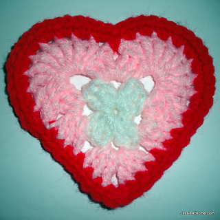 Heart-free-coaster-bunting-crochet-pattern_small2
