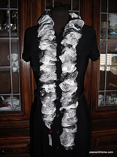 Free-crochet-patttern-net-yarn-spiral-crochet-scarf_small2