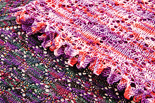 Summer_berries_edge_small2