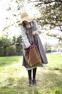 Anne_s_carpet_bag