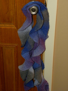 Blue_ruffle_small2