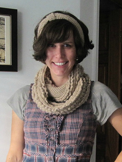 Scarf-ear-muff-crochet-pattern_small2