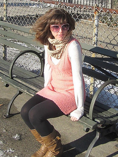 Scarf-wrapped-infinity-seated_small2