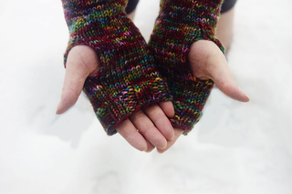 Alicemitts_small2