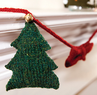 Bow_and_tree_garland_small2