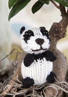 Wee_panda_small2