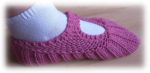 Pocketbook_slippers_side_view_medium