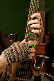 No_frills_mittens