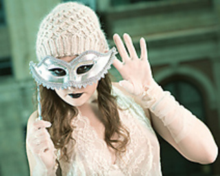 Royale_hat_1_medium2_small2