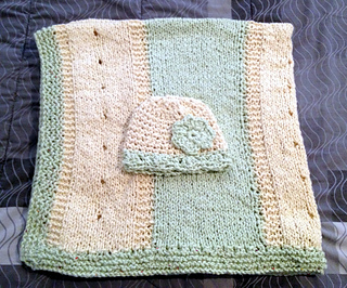 Blanket_and_hat_small2