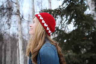 Crochet_heart_hat_small2