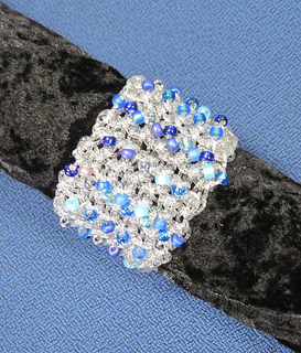Finished-bracelet_small2