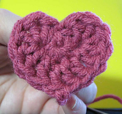 Sweetheart-in-hand_small