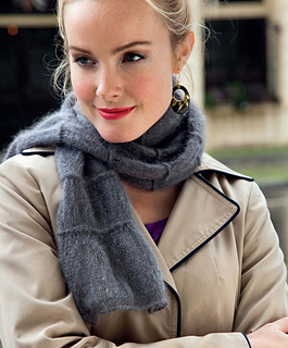 Metropolitan_knits_-_uptown_scarf_beauty_shot_small2