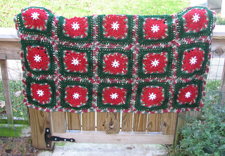 Poinsettia_throw3_small2