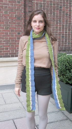 Eyelet_ripple_infinity_scarf_alice_long_medium
