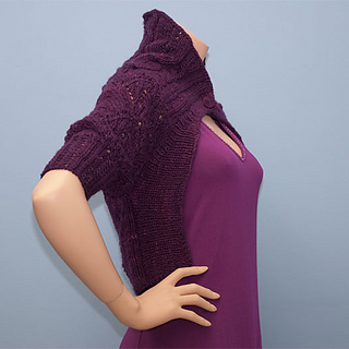 Shrug_1109-001_z1_small2
