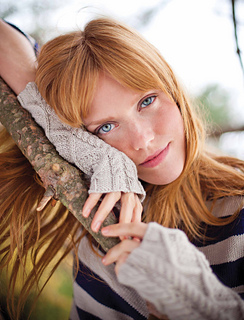 Birgitta_wristwarmers_in_fawn_singlelow_res_small2