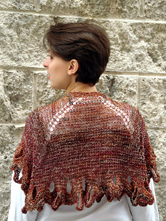 Ql_whitsunday_knit_butterfly_shawl3_small2