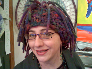 Fringed_crown_small2