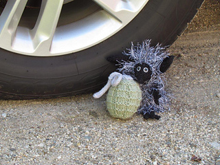 Erni2_get_away_from_my_car_small2