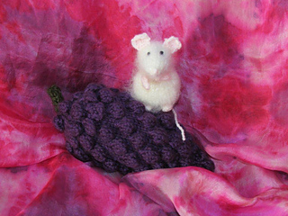 Neeciemouse_small2