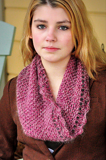 Sm_pearlfiberarts_bayfogcowl-2_small2