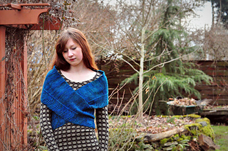 Sm_gossamer_burnsideshawlette-1_small2
