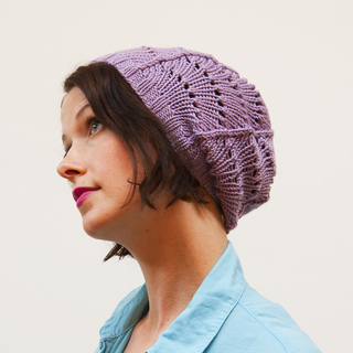 Lilac_scallop_hat2_small2