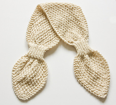 Ravelry: Double Moss Stitch Scarflette pattern by Sarah Cooke