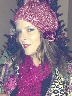 Red_hat_small2